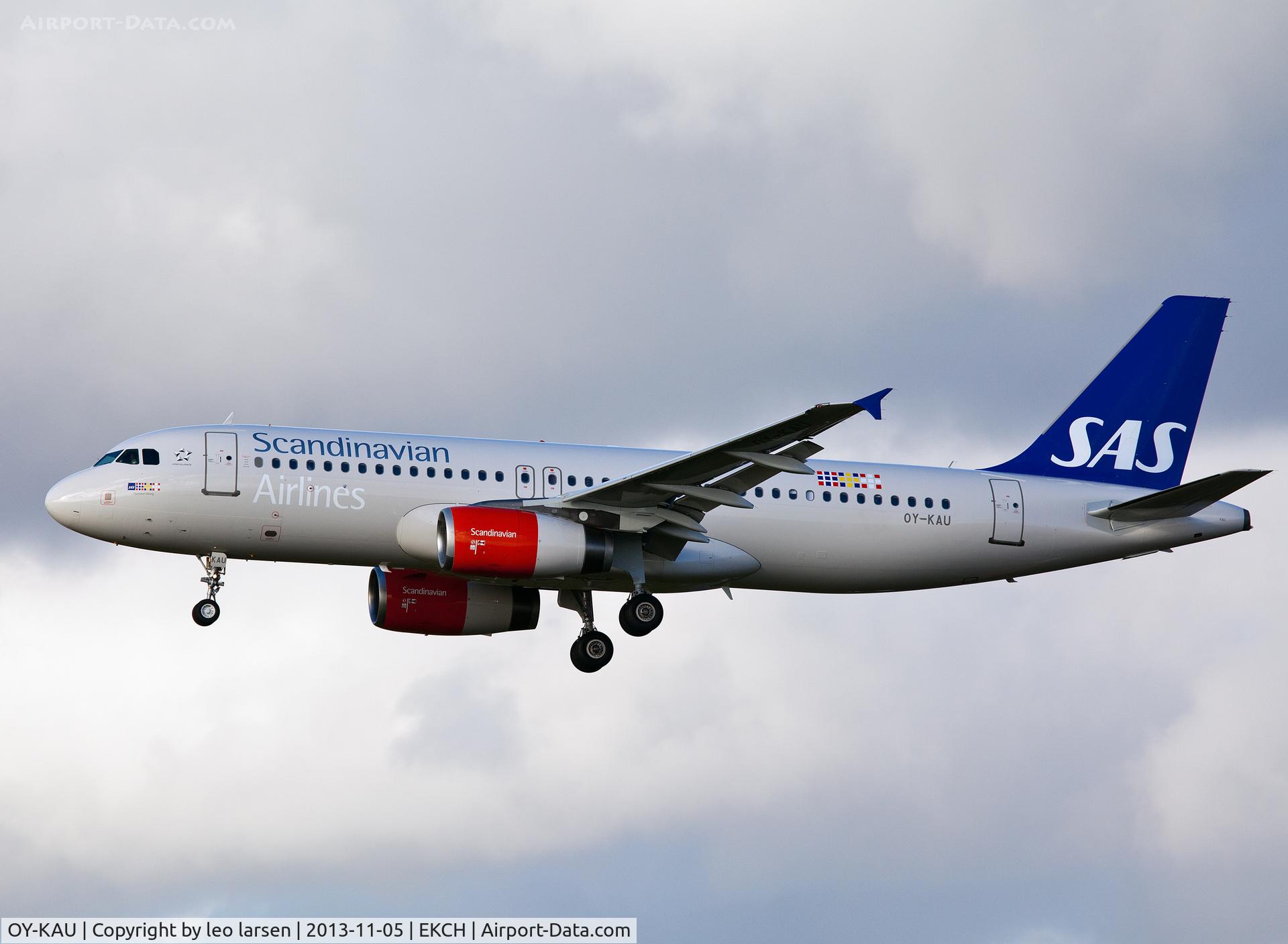 OY-KAU, 2007 Airbus A320-232 C/N 3227, App to R-22L Copenhagen Kastrup 5.11.13