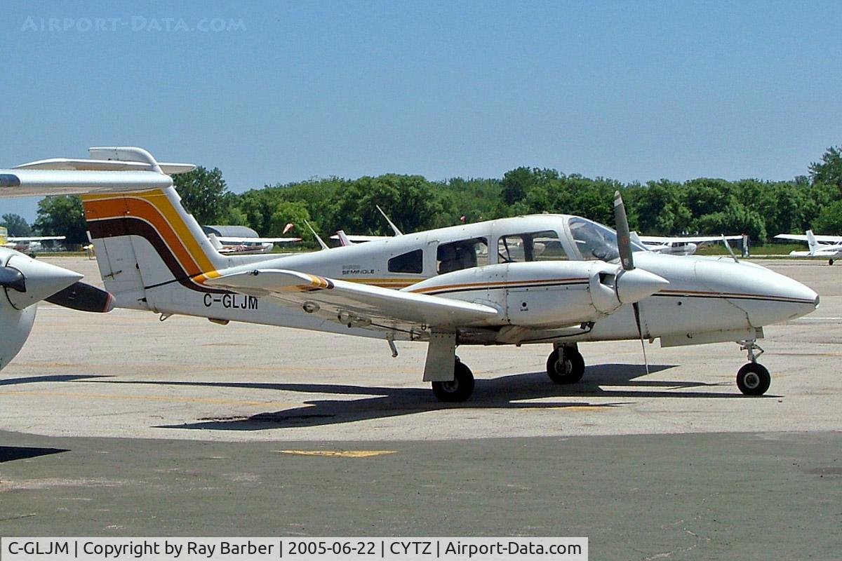 C-GLJM, 1979 Piper PA-44-180 Seminole C/N 44-7995186, Piper PA-44-180 Seminole [44-7995186] Toronto-City Centre Airport~C 22/06/2005