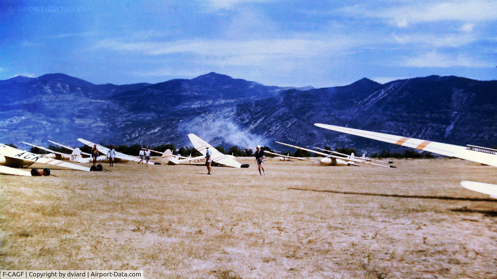 F-CAGF, Nord 2000 C/N 10341-11, Nord 2000 à aint-Auban sur Durance
