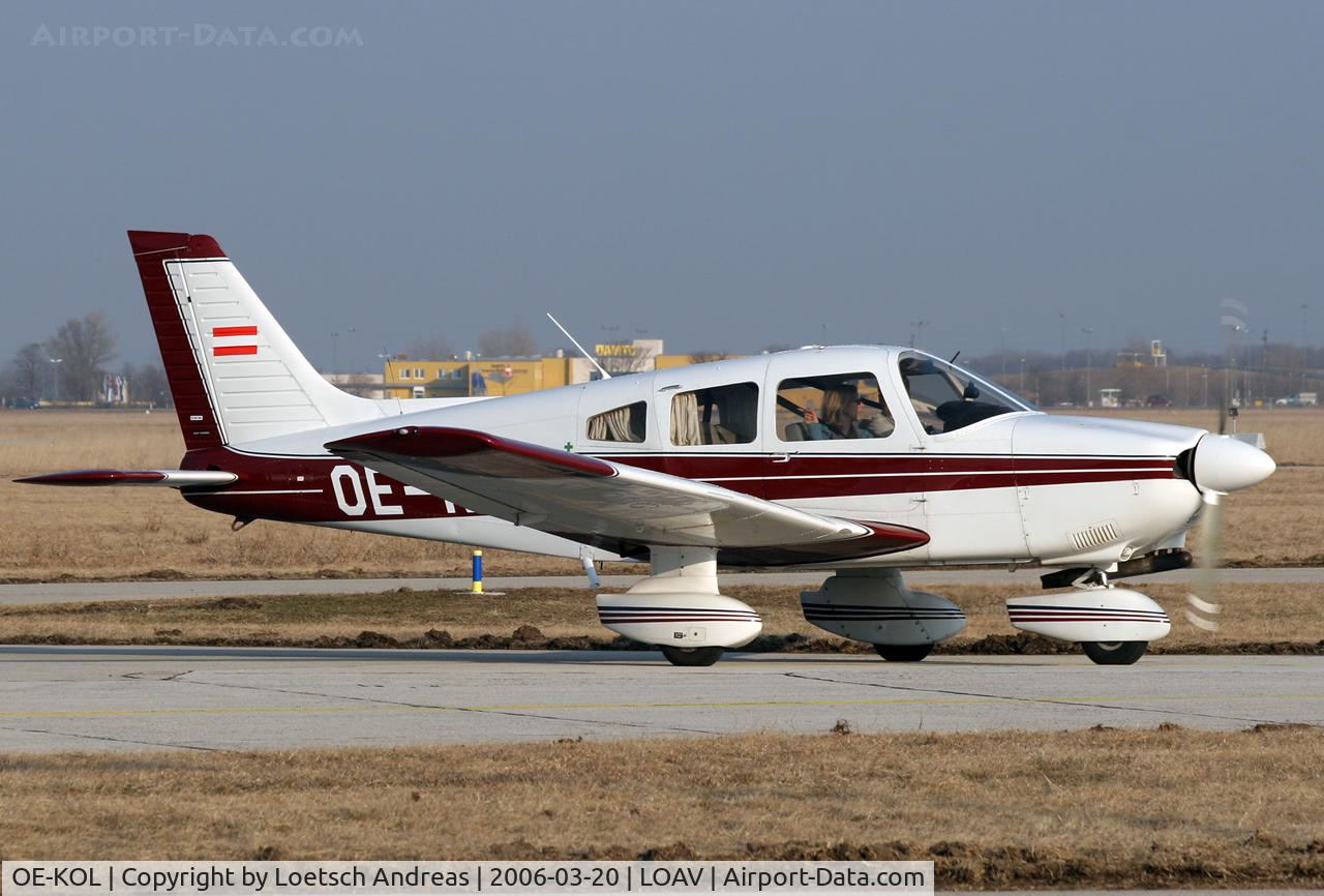 OE-KOL, 1979 Piper PA-28-181 C/N 2890182, Piper