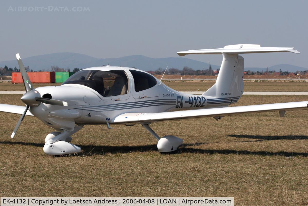 EK-4132, Diamond DA-40D Diamond Star C/N D4.178, Diamond