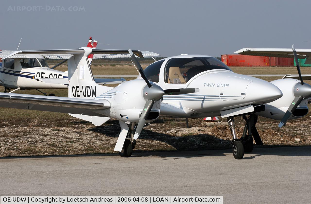 OE-UDW, 2006 Diamond DA-42 Twin Star C/N 42.106, Ferry Registration