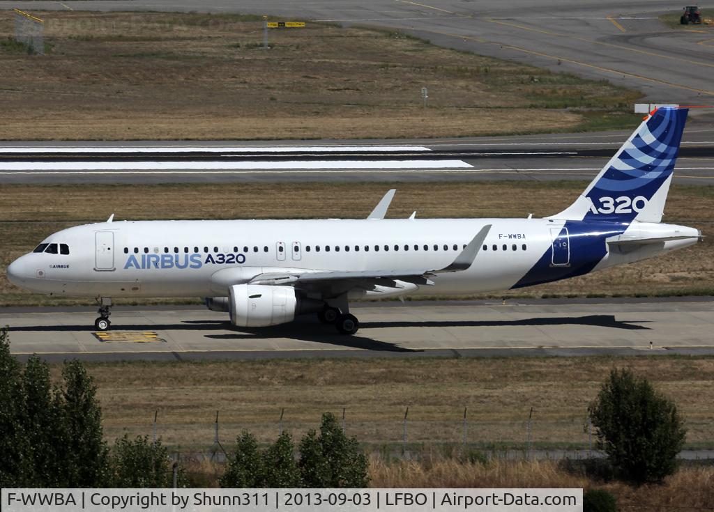 F-WWBA, 1987 Airbus A320-211 C/N 001, C/n 0001 - Taxiing in new Airbus house c/s but without shark c/s and additional titles...