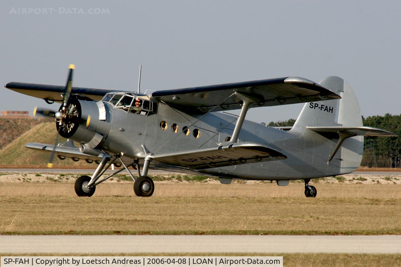 SP-FAH, Antonov An-2 C/N 1G233-22, Antonov