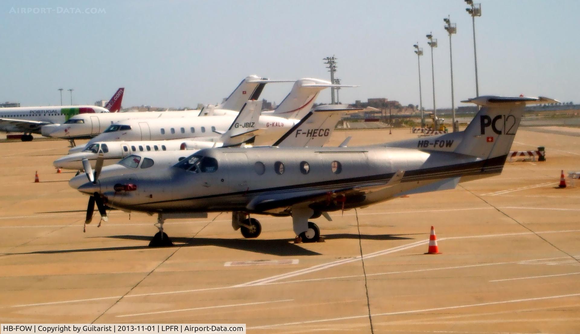 HB-FOW, 2001 Pilatus PC-12/45 C/N 411, On the GA at Faro