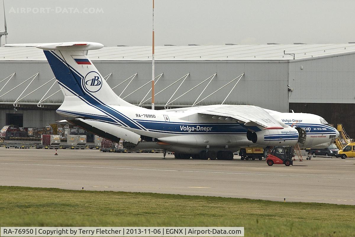 RA-76950, 2004 Ilyushin Il-76TD-90VD C/N 2043420697, IL76TD being unloaded on the East Midlands ramp