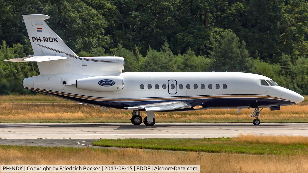 PH-NDK, 1998 Dassault Falcon 900B C/N 175, departure from Frankfurt