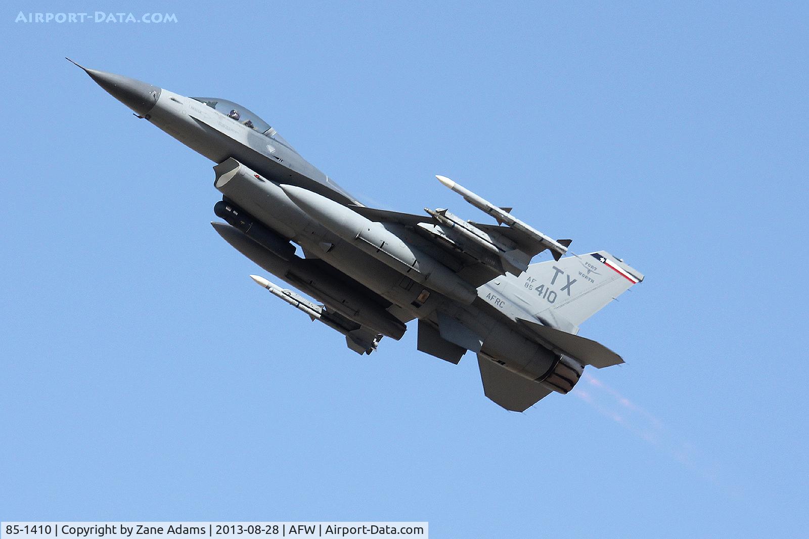 85-1410, 1985 General Dynamics F-16C Fighting Falcon C/N 5C-190, 301st FW F-16 At Alliance Airport - Ft. Worth, TX