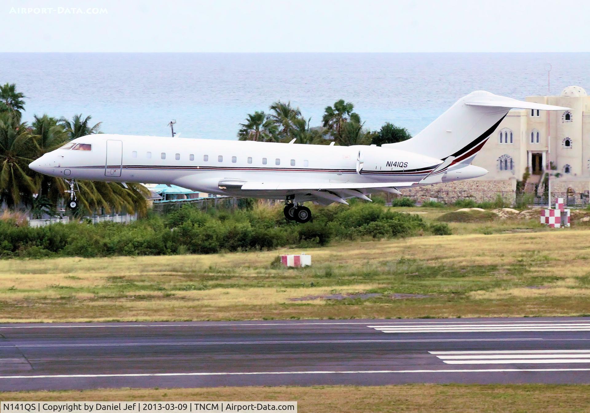N141QS, 2012 Bombardier BD-700-1A10 Global 6000 C/N 9479, N141QS