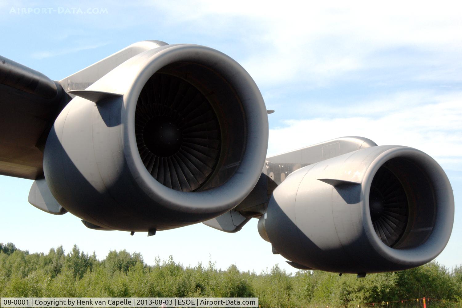 08-0001, 2008 Boeing C-17A Globemaster III C/N F-207, C-17A port engine nacelles.