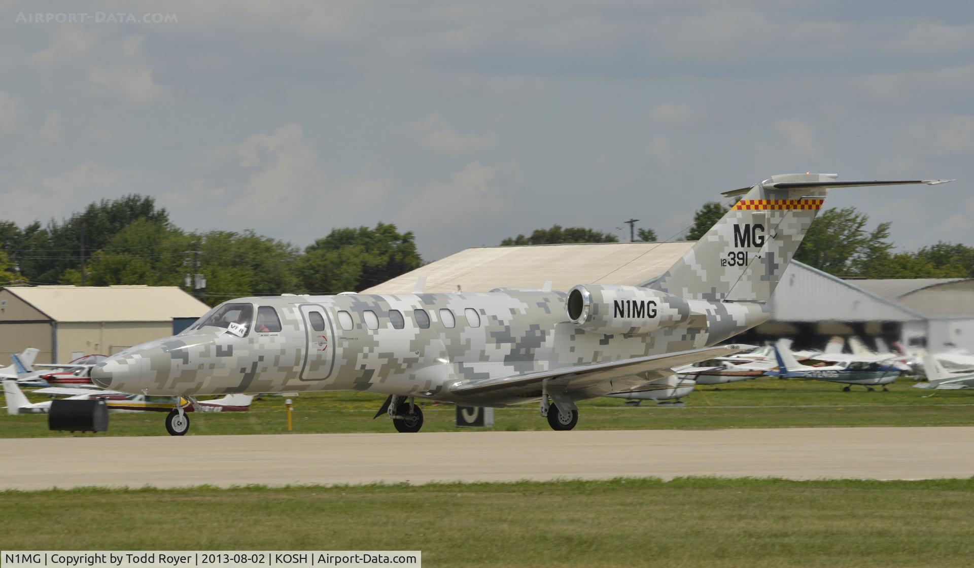 N1MG, 2012 Cessna 525B CitationJet CJ3 C/N 525B-0391, Airventure 2013