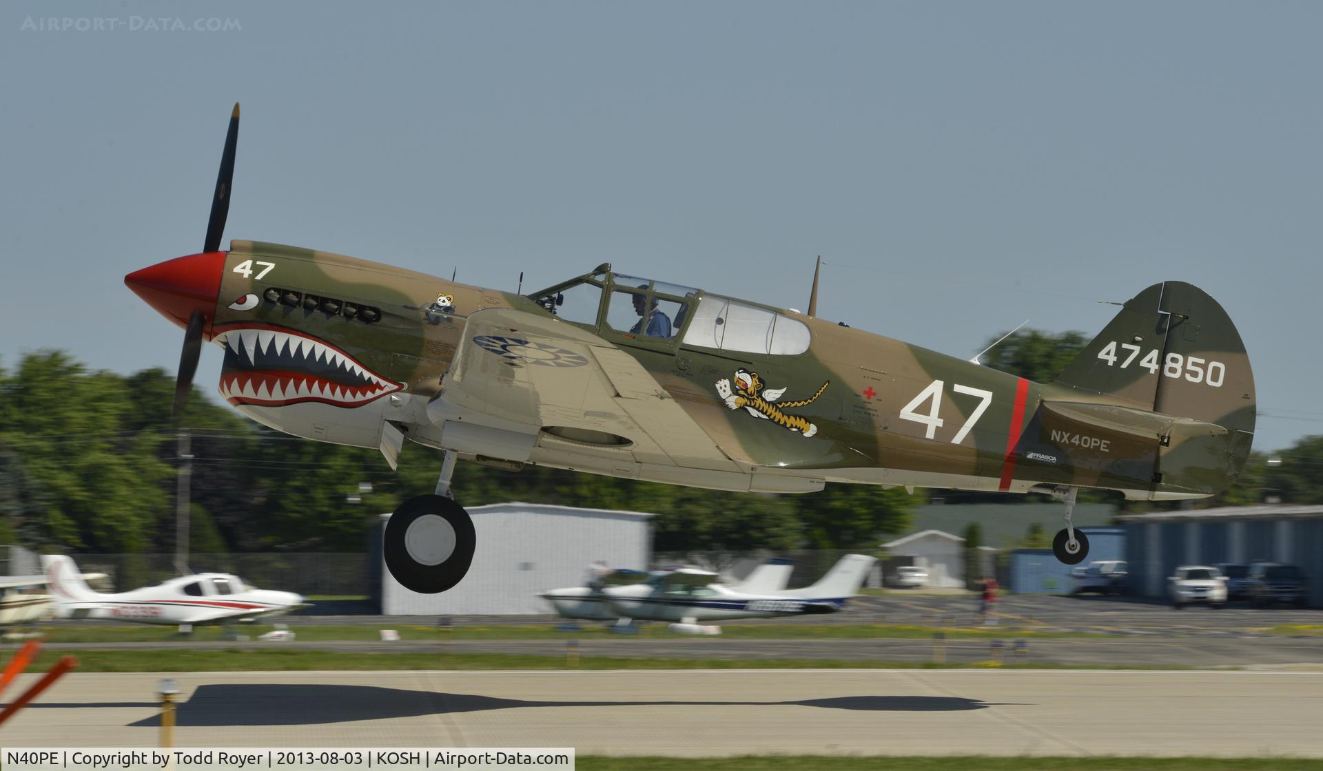 N40PE, 1942 Curtiss P-40E C/N AK905, Airventure 2013