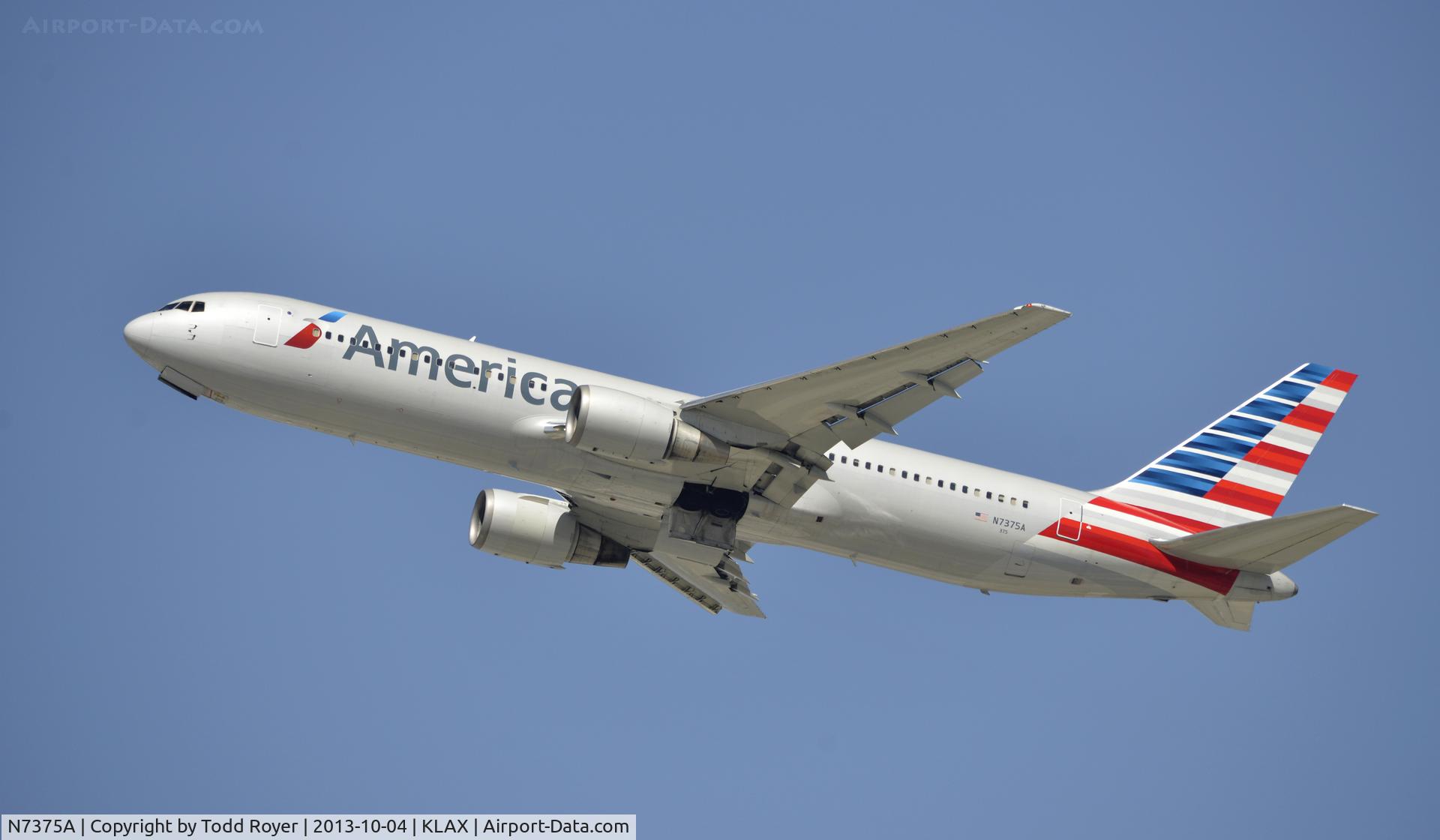 N7375A, 1992 Boeing 767-323 C/N 25202, Departing LAX