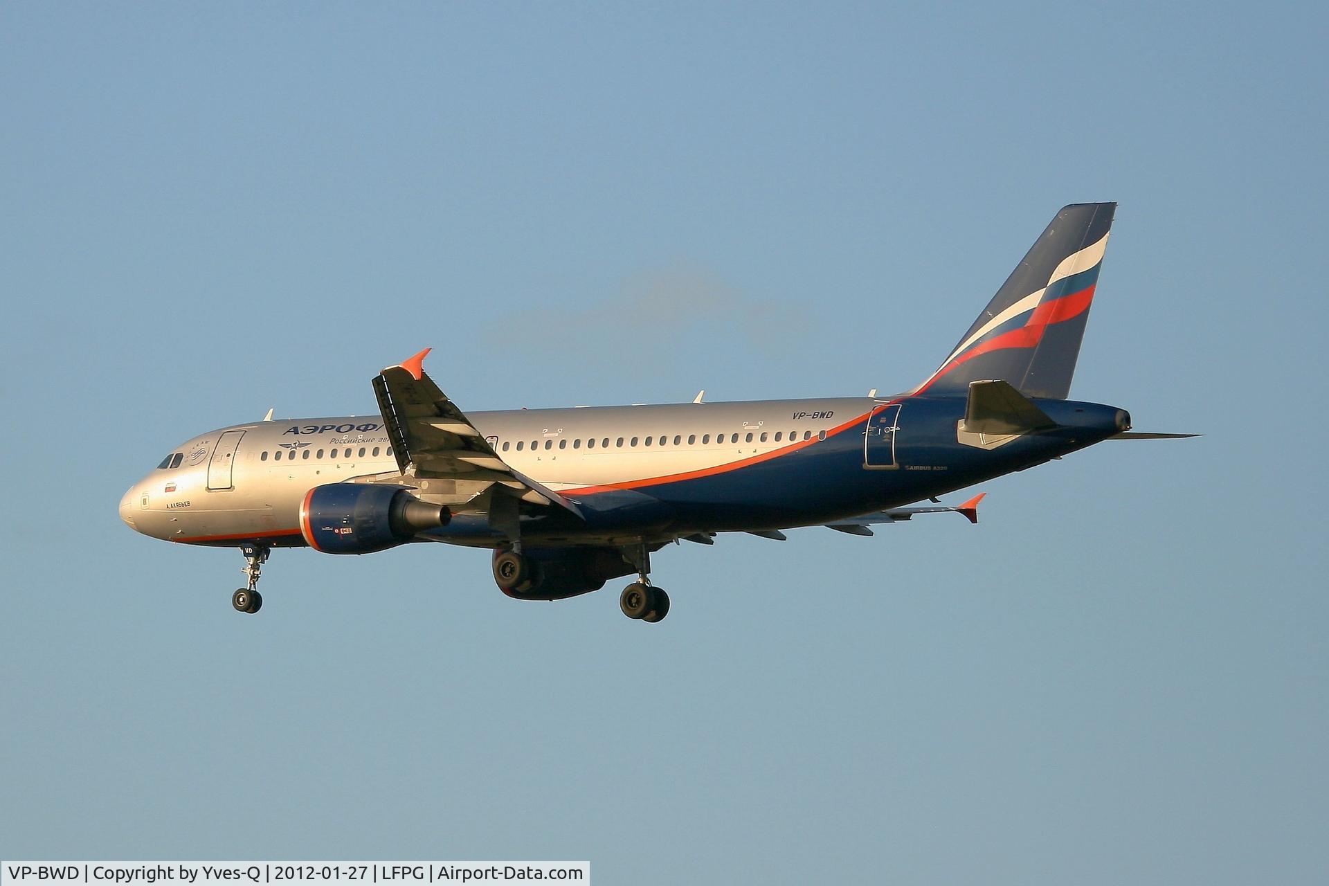 VP-BWD, 2003 Airbus A320-214 C/N 2116, Airbus A320-214, Short Approach Rwy 26L, Roissy Charles De Gaulle Airport (LFPG-CDG)