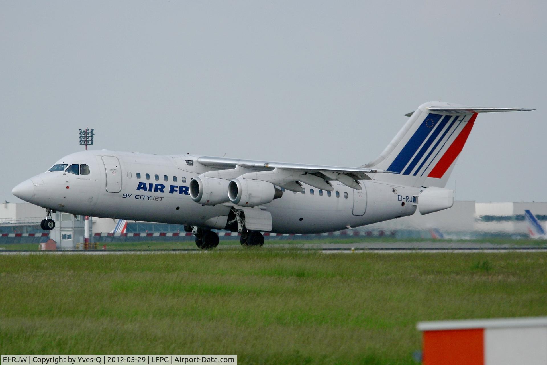 EI-RJW, 2000 British Aerospace Avro 146-RJ85A C/N E2371, British Aerospace Avro 146-RJ85A, Landing Rwy 26L, Roissy Charles De Gaulle Airport (LFPG-CDG)