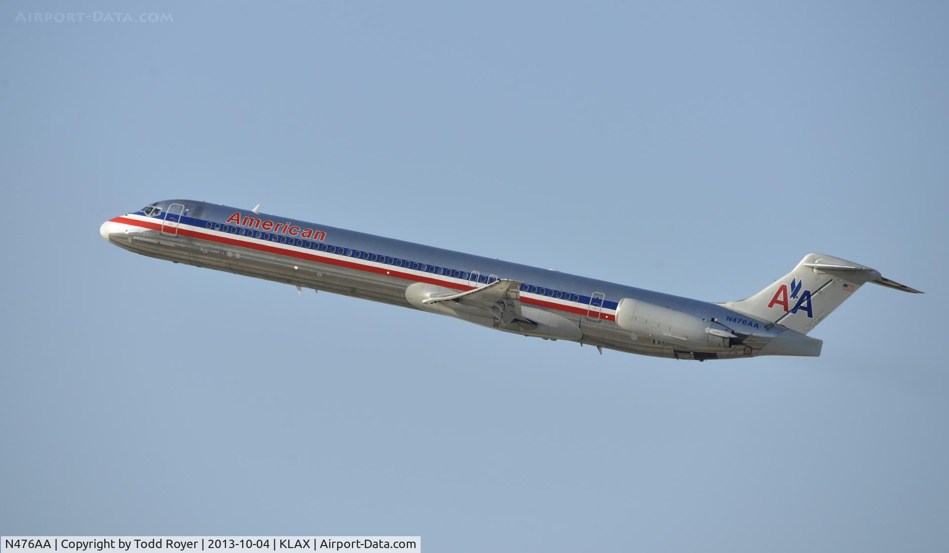 N476AA, 1988 McDonnell Douglas MD-82 (DC-9-82) C/N 49651, Departing LAX