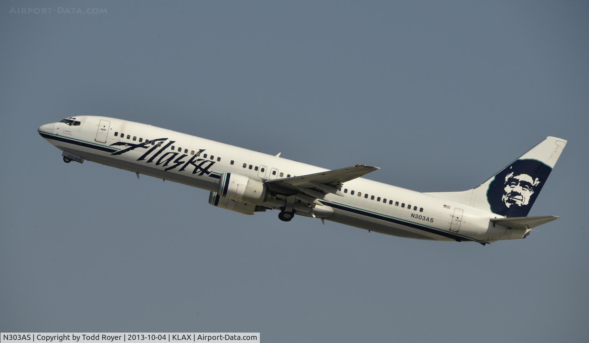N303AS, 2001 Boeing 737-990 C/N 30016, Departing LAX