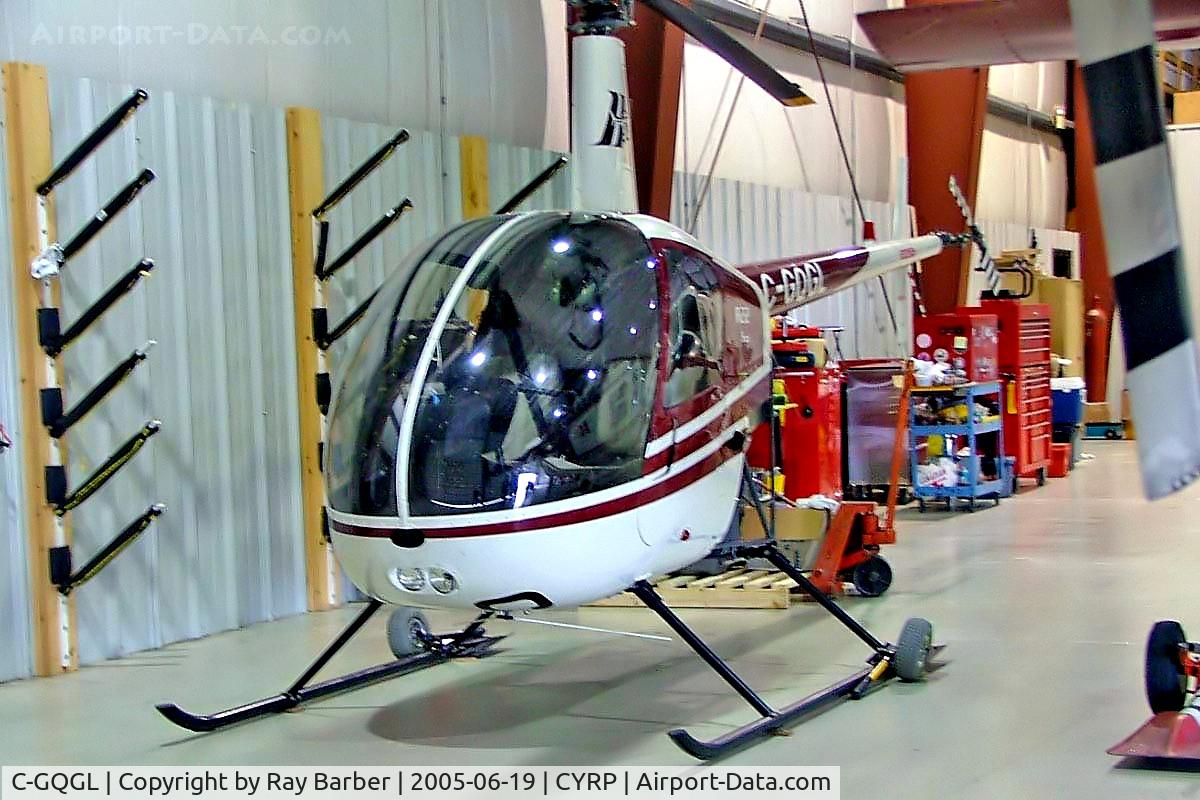 C-GQGL, 1995 Robinson R22 Beta C/N 2511, Robinson R-22 Beta [2511] (Héli-Transport Inc) Ottawa-Carp~C 19/06/2005