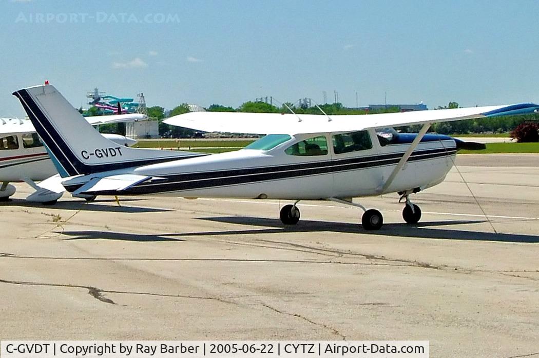 C-GVDT, 1978 Cessna R182 Skylane RG C/N R18200354, Cessna R.182 Skylane RG [R182-00354] Toronto-City Centre Airport~C 22/06/2005