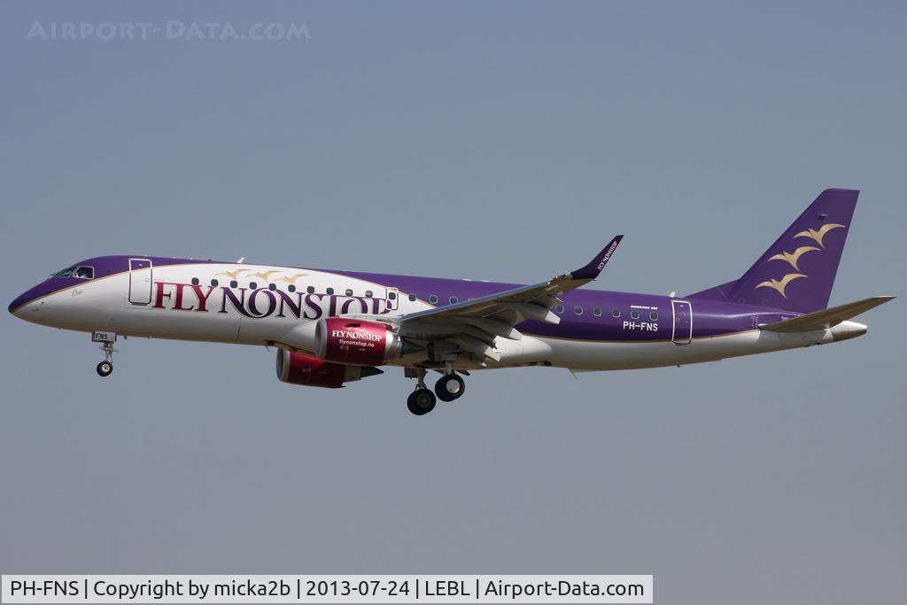 PH-FNS, 2013 Embraer 190LR (ERJ-190-100LR) C/N 19000616, Landing