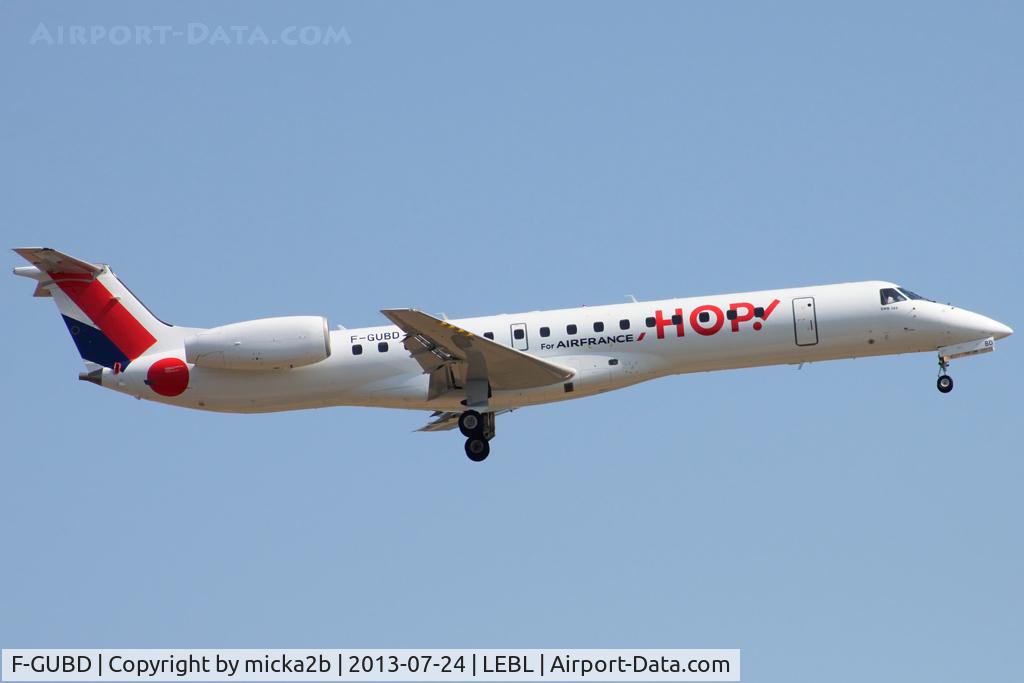 F-GUBD, 2000 Embraer ERJ-145LR (EMB-145LR) C/N 145333, Landing
