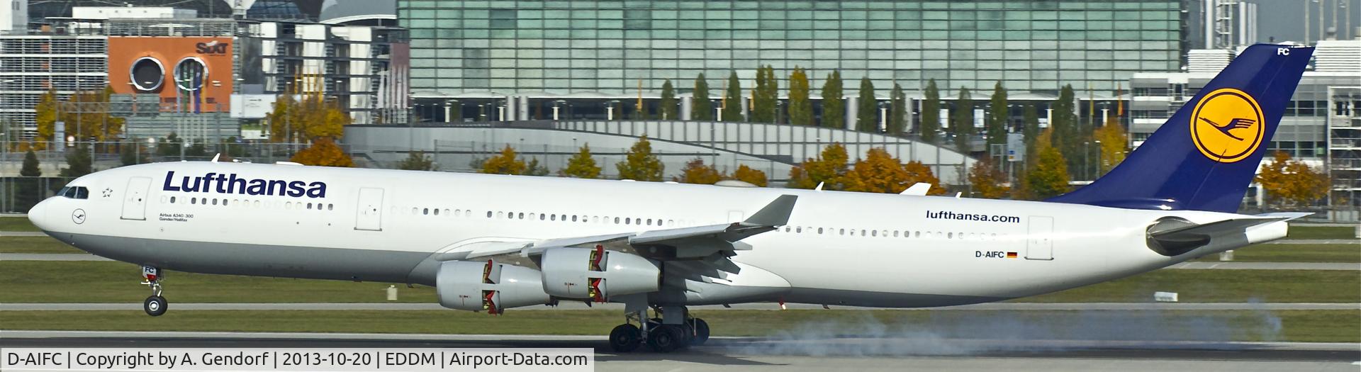 D-AIFC, 2000 Airbus A340-313X C/N 379, Lufthansa, very smoky touchdown on RWY 26L at München(EDDM)