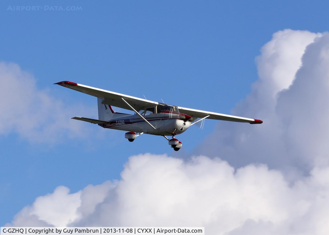 C-GZHQ, 1978 Cessna 172N C/N 17269391, Landing