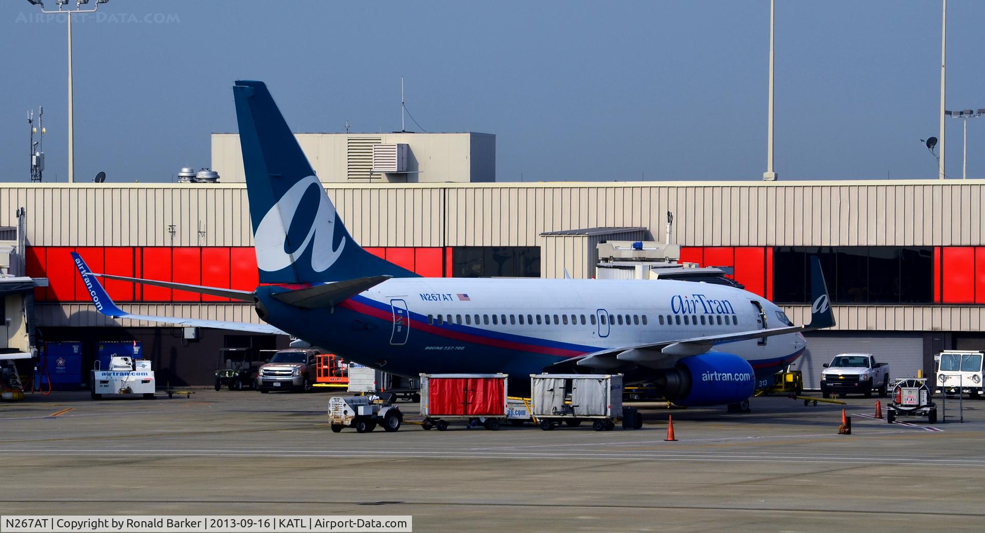 N267AT, 2005 Boeing 737-7BD C/N 33919, Atlanta