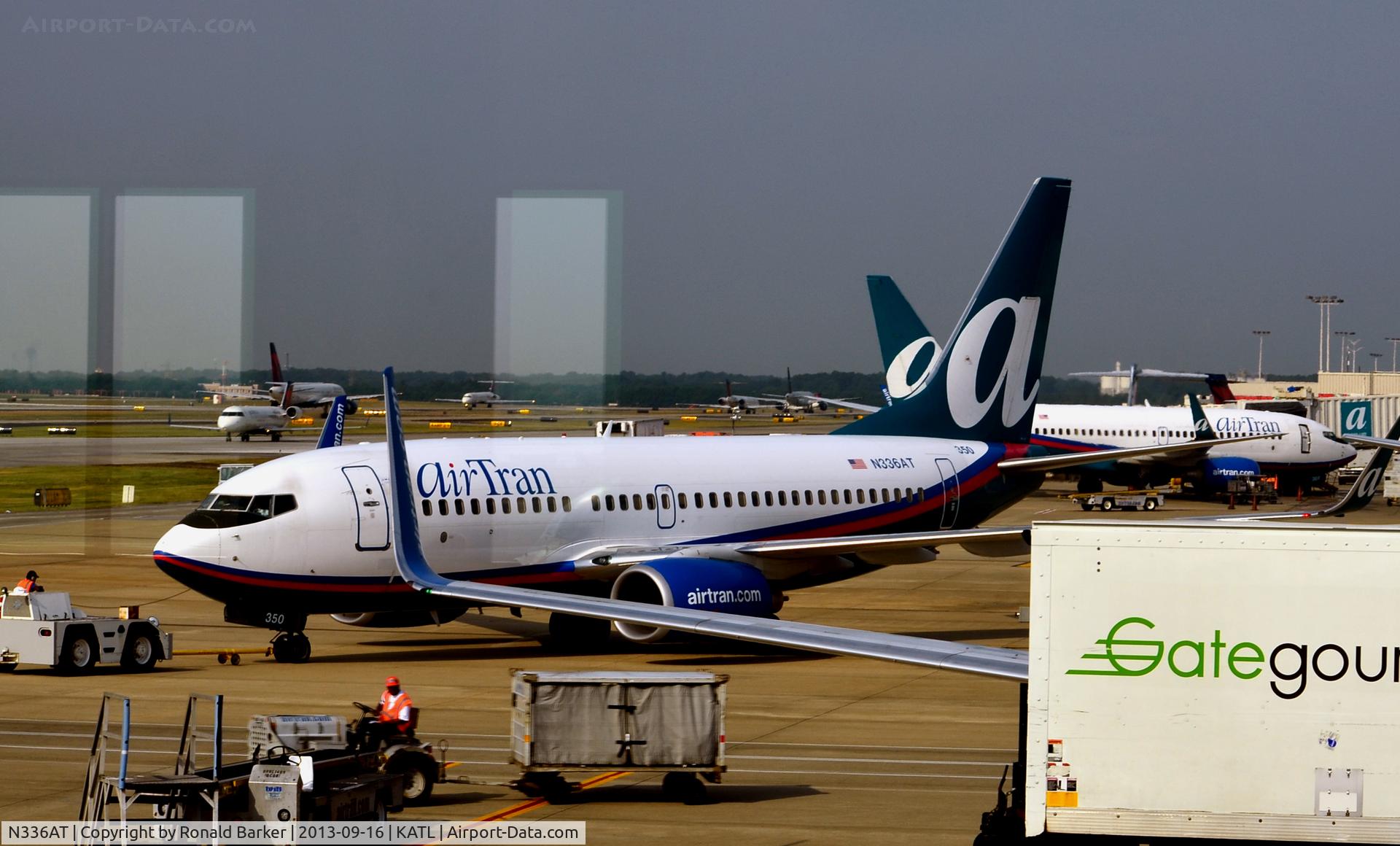 N336AT, 2008 Boeing 737-7BD C/N 36716, Taxi Atlanta