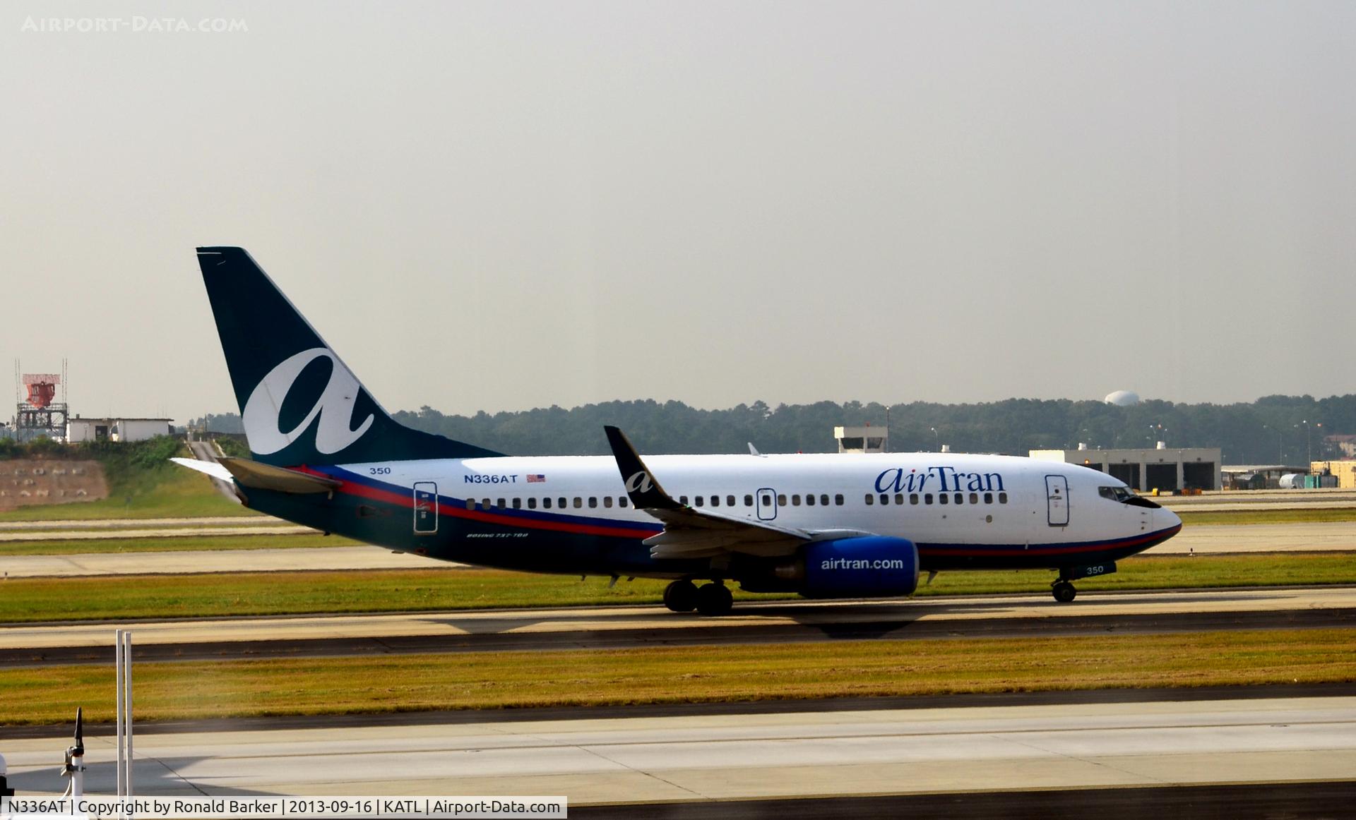 N336AT, 2008 Boeing 737-7BD C/N 36716, Takeoff Atlanta