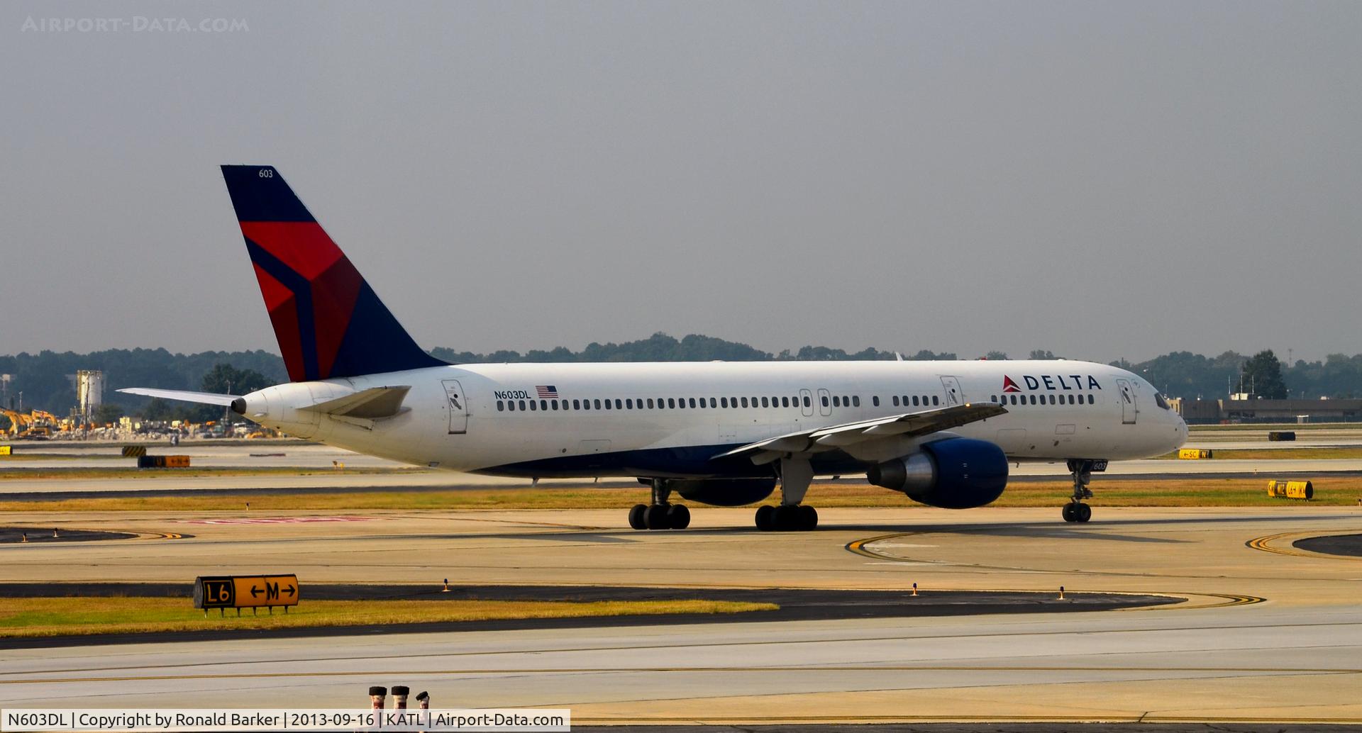 N603DL, 1984 Boeing 757-232 C/N 22810, Taxi Atlanta