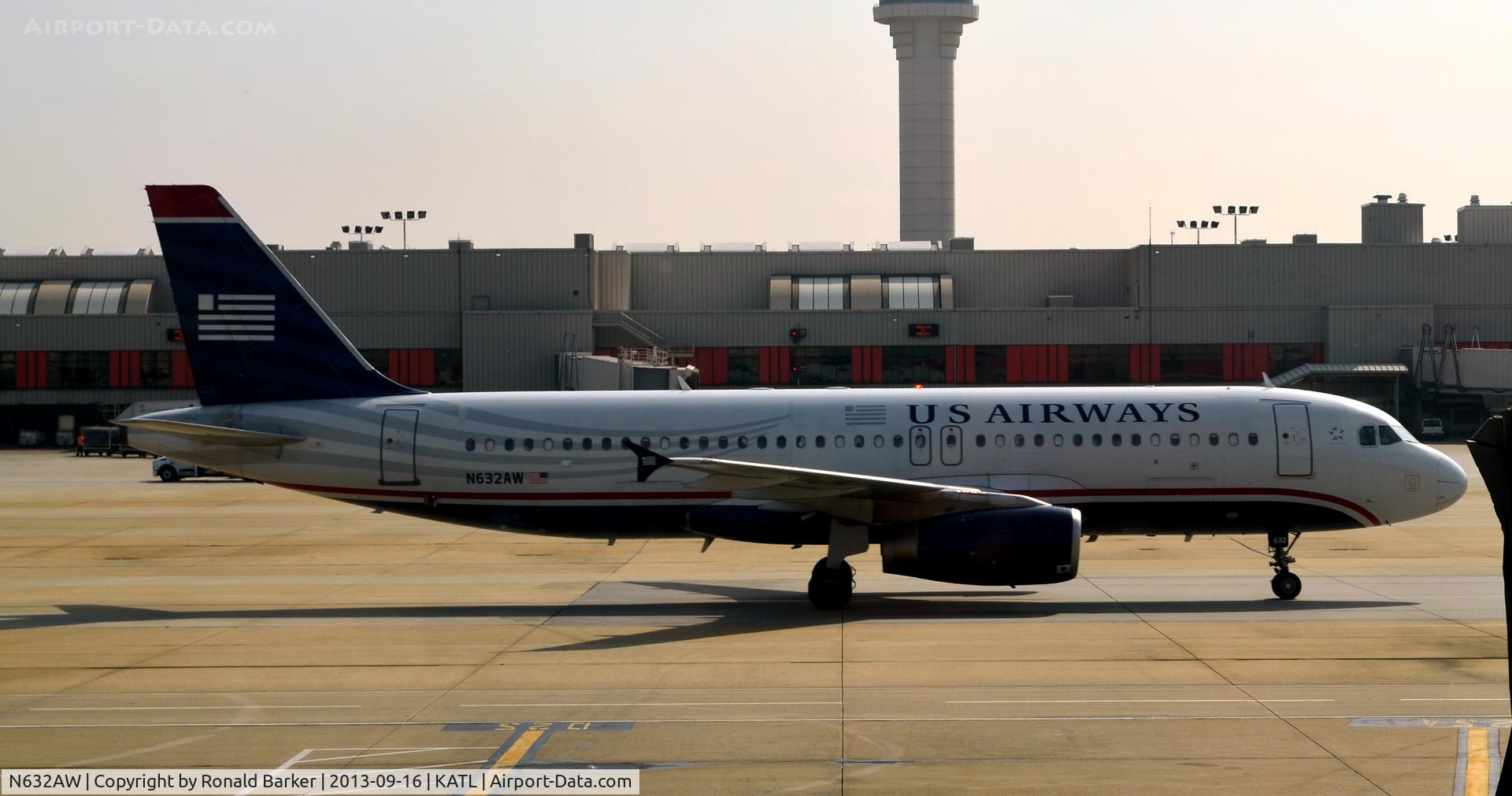 N632AW, 1989 Airbus A320-231 C/N 81, Taxi Atlanta