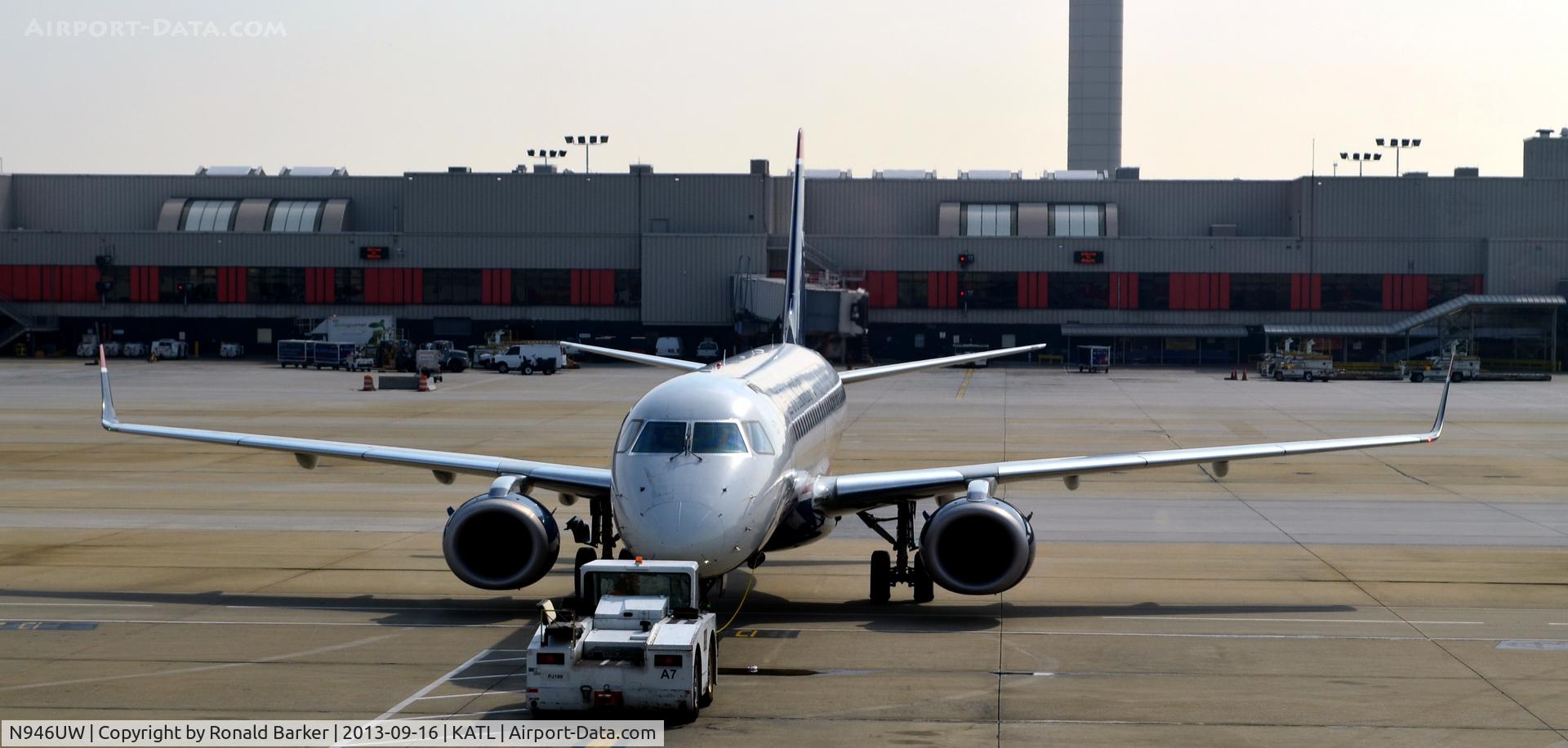 N946UW, 2007 Embraer ERJ-190-100 IGW 190AR C/N 19000072, Pushback Atlanta