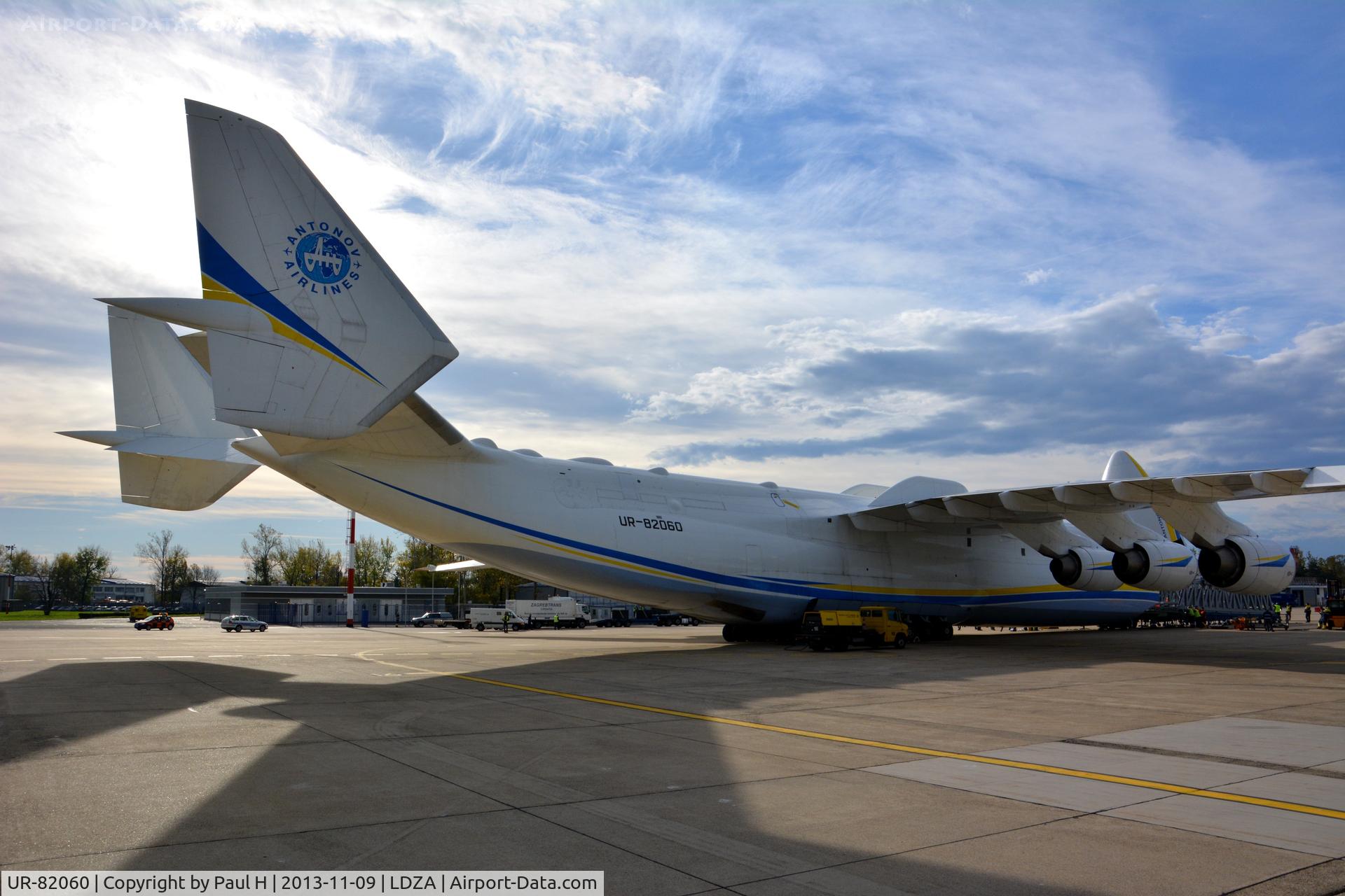 UR-82060, 1988 Antonov An-225 Mriya C/N 19530503763, Astounding length of the An-225