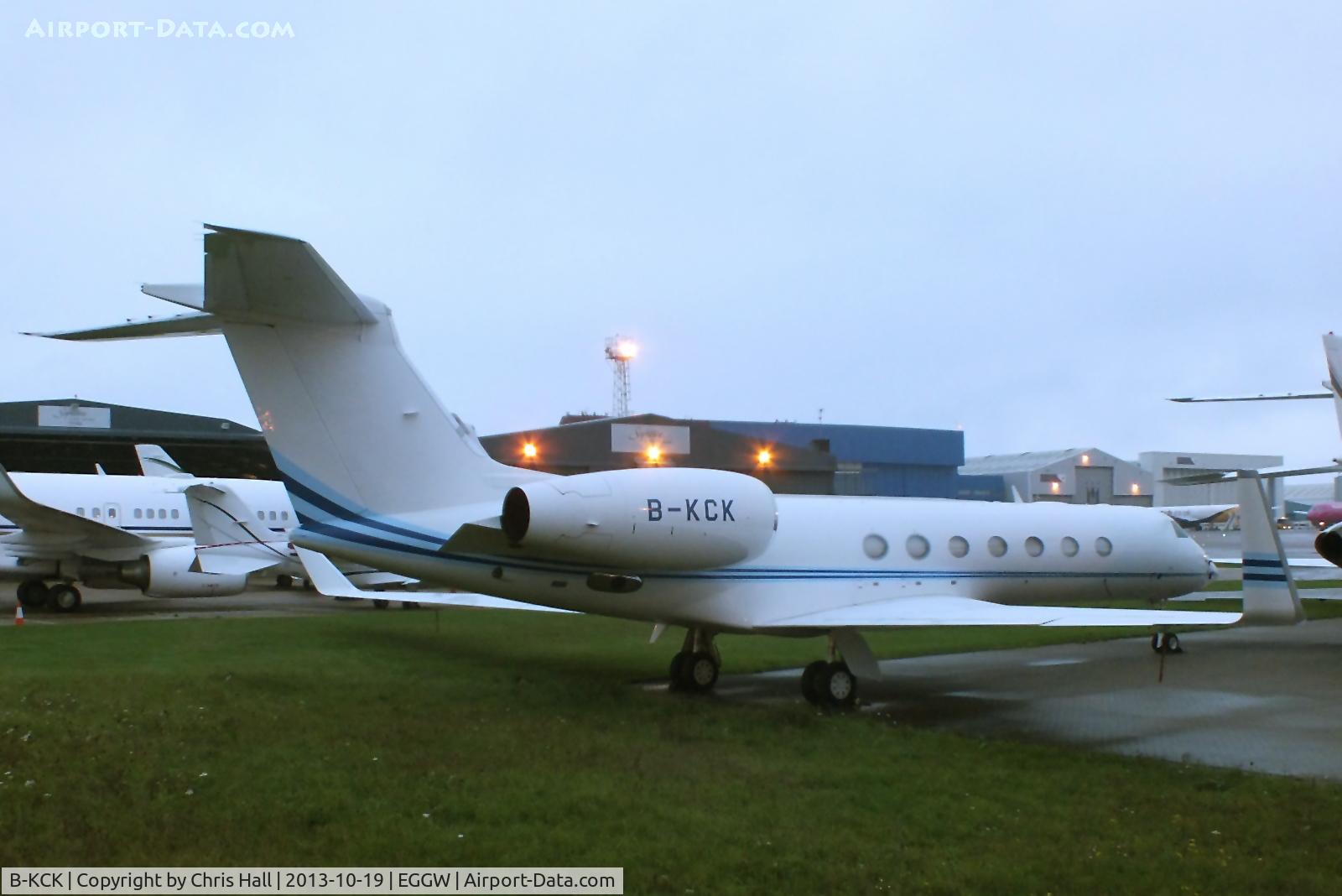 B-KCK, 2009 Gulfstream Aerospace GV-SP (G550) C/N 5228, Metrojet Ltd