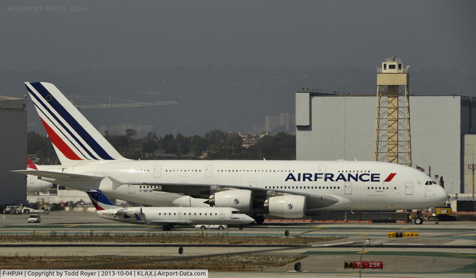 F-HPJH, 2011 Airbus A380-861 C/N 099, Taxing to gate with a little escort