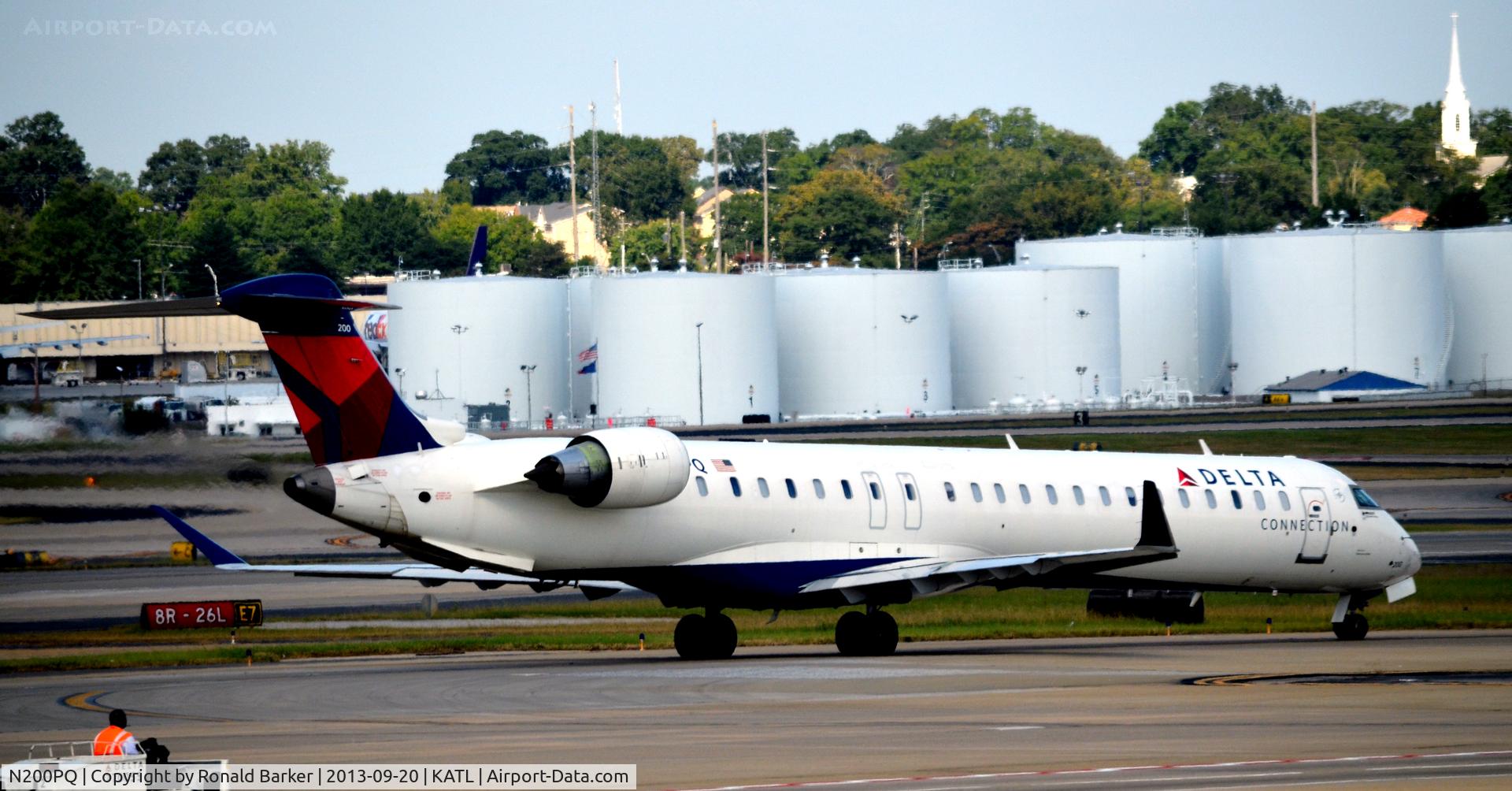 N200PQ, 2008 Bombardier CRJ-900ER (CL-600-2D24) C/N 15200, Taxi Atlanta