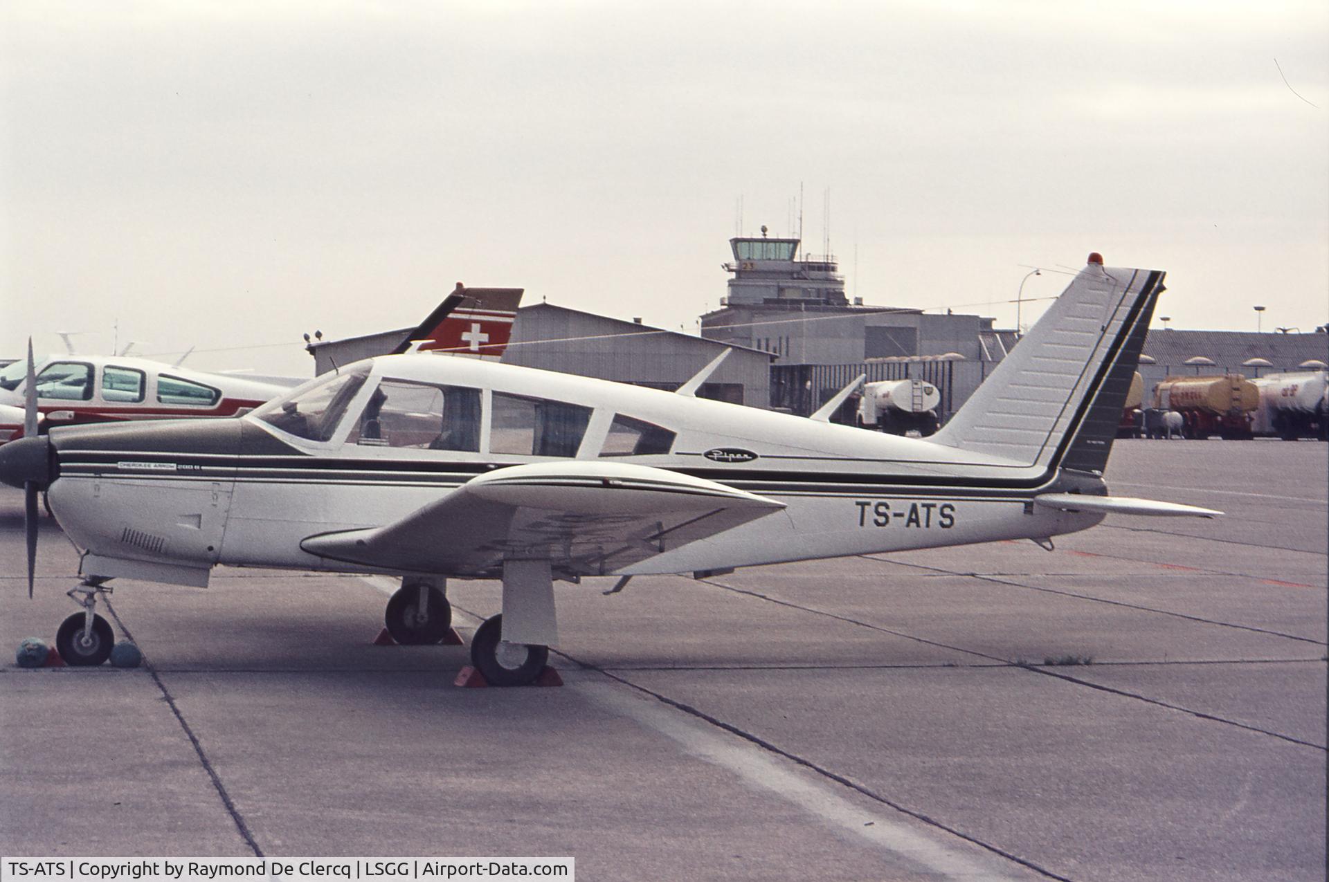 TS-ATS, Piper PA-28-200R Cherokee Arrow C/N NOT FOUND, Geneva, summer 1974.