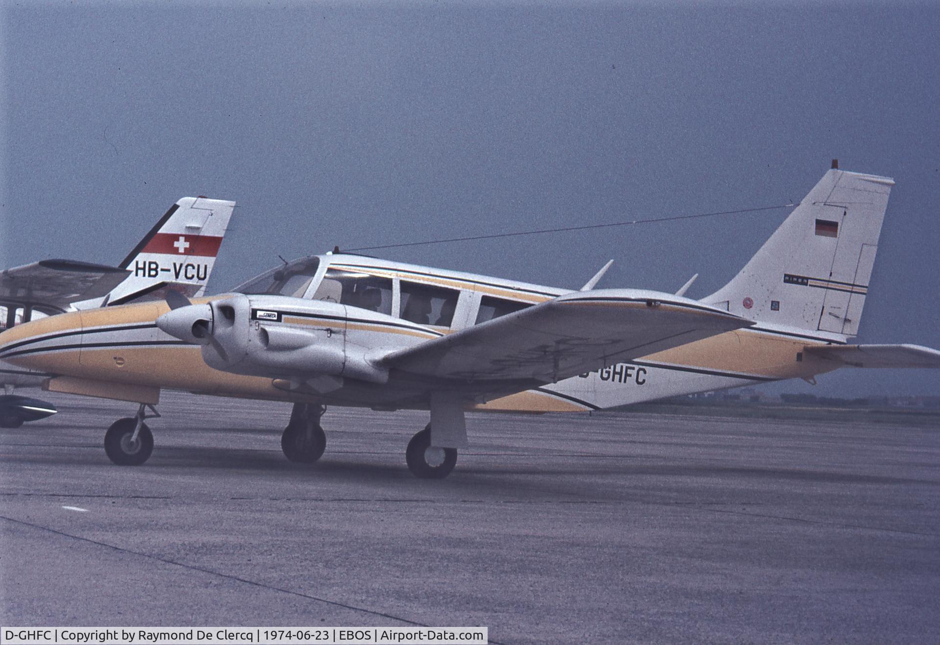 D-GHFC, Piper PA-34-200T Seneca C/N 34-7250186, Ostend Airport, 23-6-74.