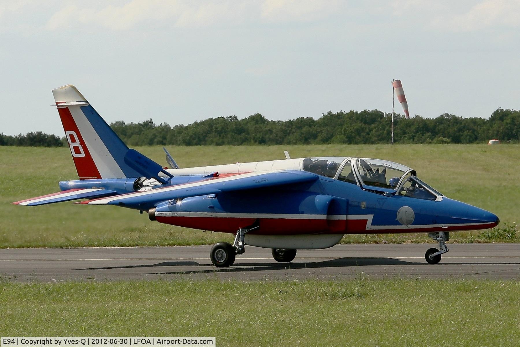 E94, Dassault-Dornier Alpha Jet E C/N E94, Dassault Dornier Alphajet (F-TERH), Athos 08 of Patrouille de France 2012, Avord Air Base 702 (LFOA)  Air Show