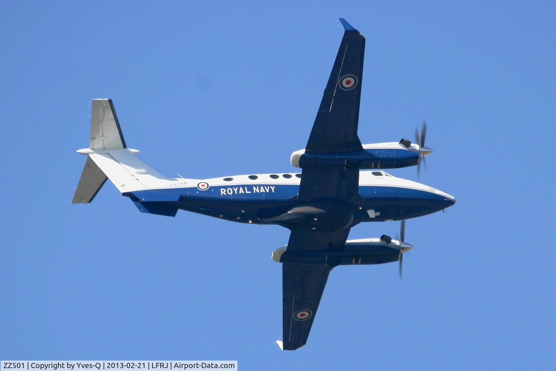 ZZ501, 2008 Hawker Beechcraft B350CER Avenger T1 C/N FL618, Hawker Beechcraft Avenger T.1,  Take-off Rwy 08, Landivisiau Naval Air Base (LFRJ)