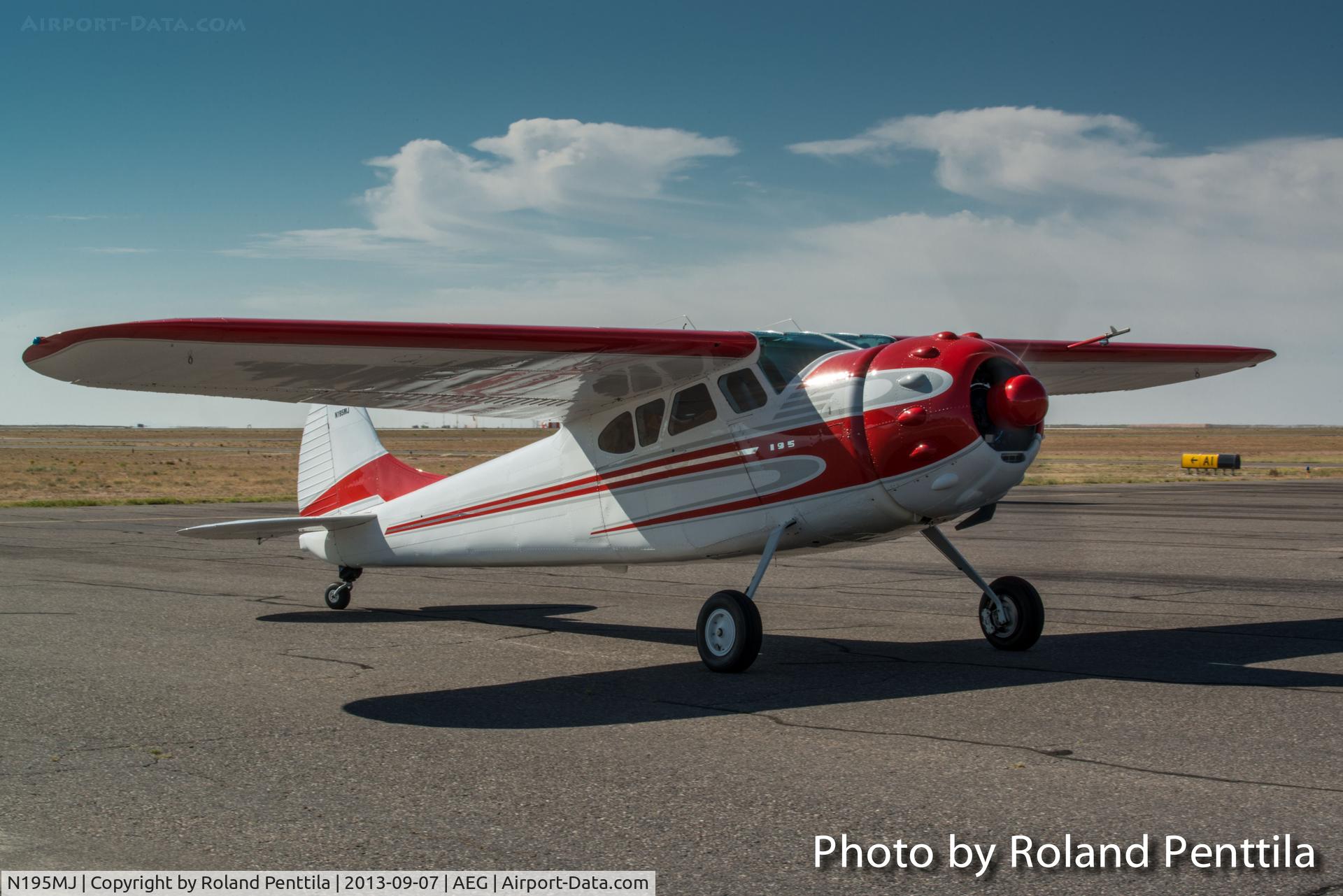 N195MJ, 1952 Cessna 195 C/N 7882, Owned by Roald Lutz of Sandia Park, New Mexico