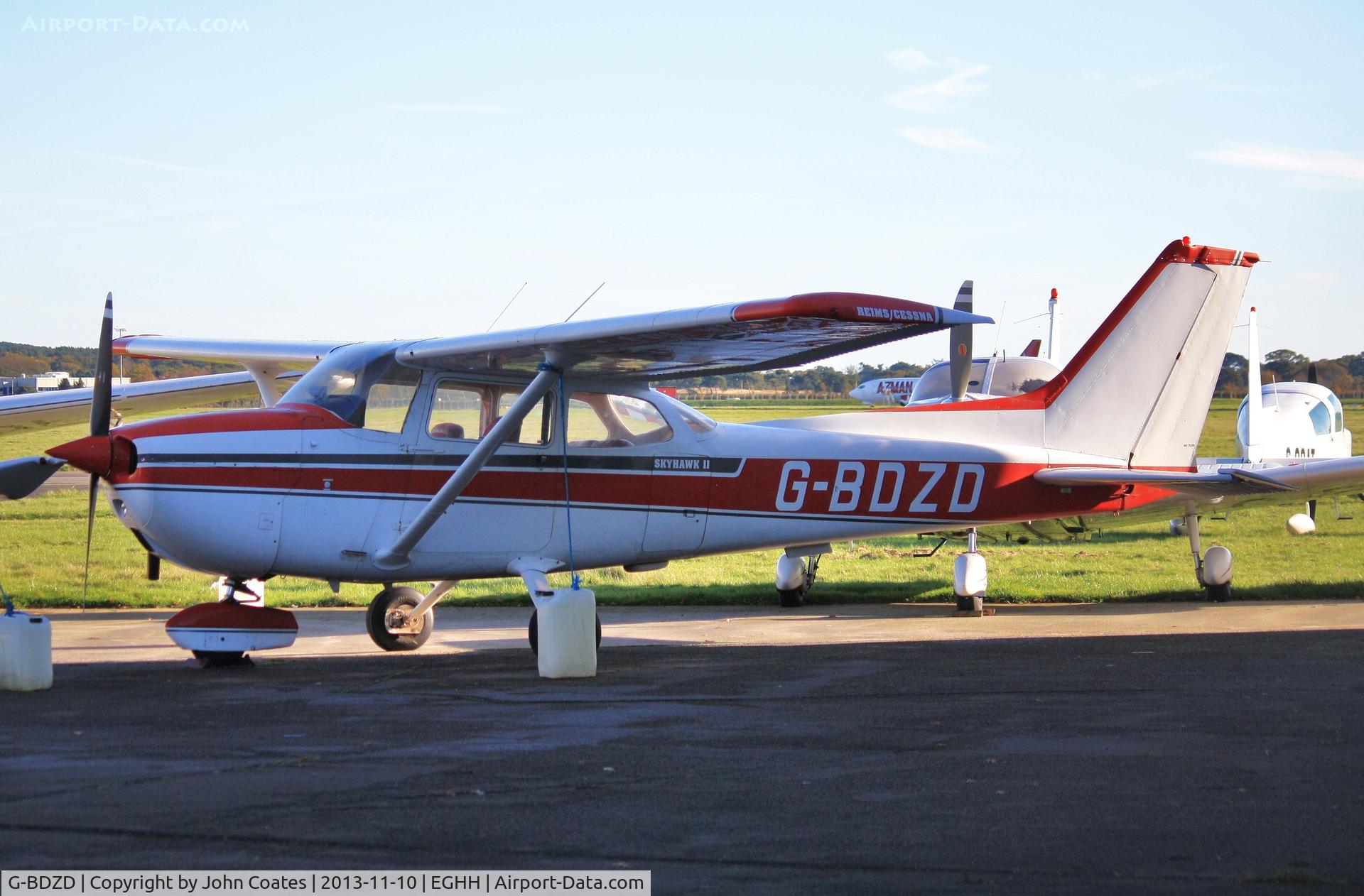 G-BDZD, 1976 Reims F172M Skyhawk Skyhawk C/N 1478, Parked at Worldwide Aviation.
