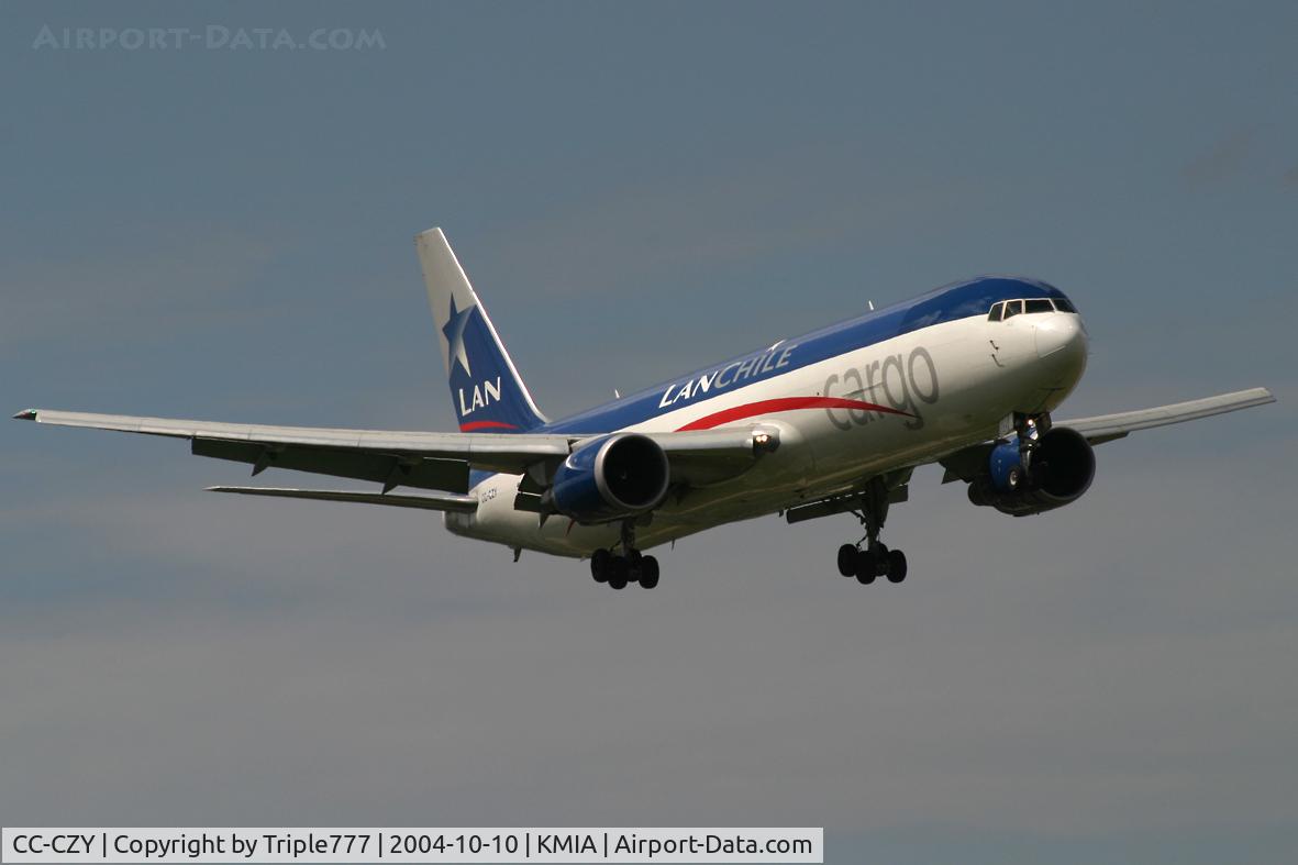 CC-CZY, 2000 Boeing 767-316F C/N 30780, LanChile Cargo