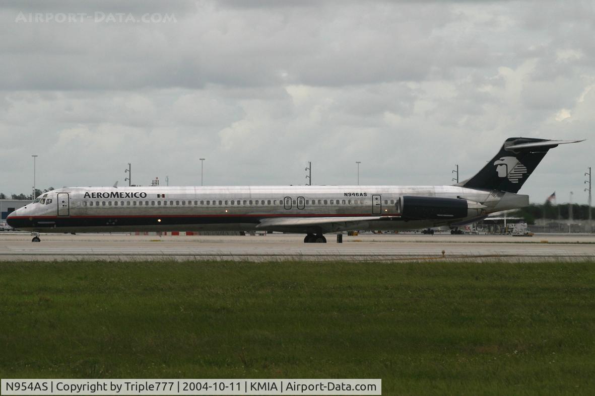 N954AS, 1986 McDonnell Douglas MD-82 (DC-9-82) C/N 49387, Aeromexico