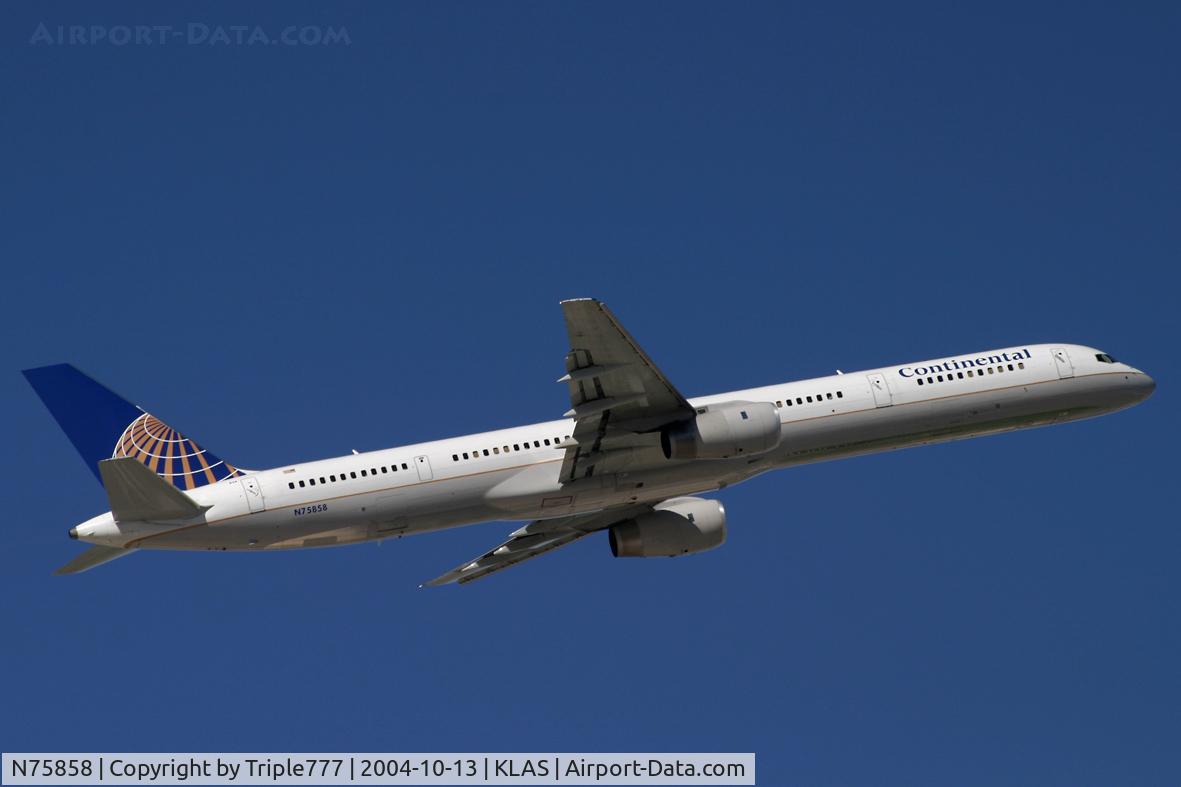 N75858, 2004 Boeing 757-324 C/N 32817, Continental
