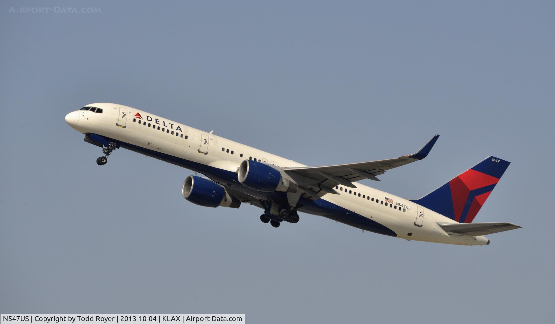 N547US, 1996 Boeing 757-251 C/N 26494, Departing LAX