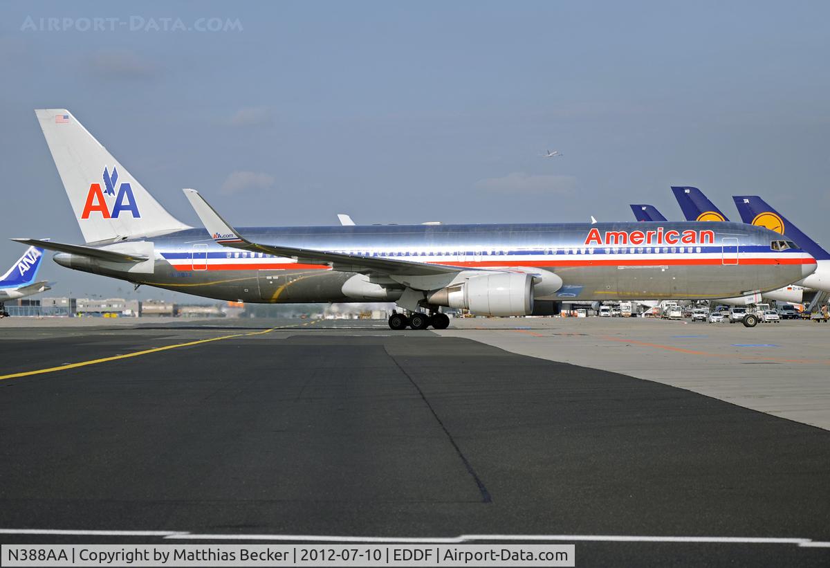 N388AA, 1994 Boeing 767-323 C/N 27448, N388AA