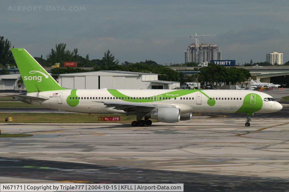N67171, 2001 Boeing 757-232 C/N 30839, Song