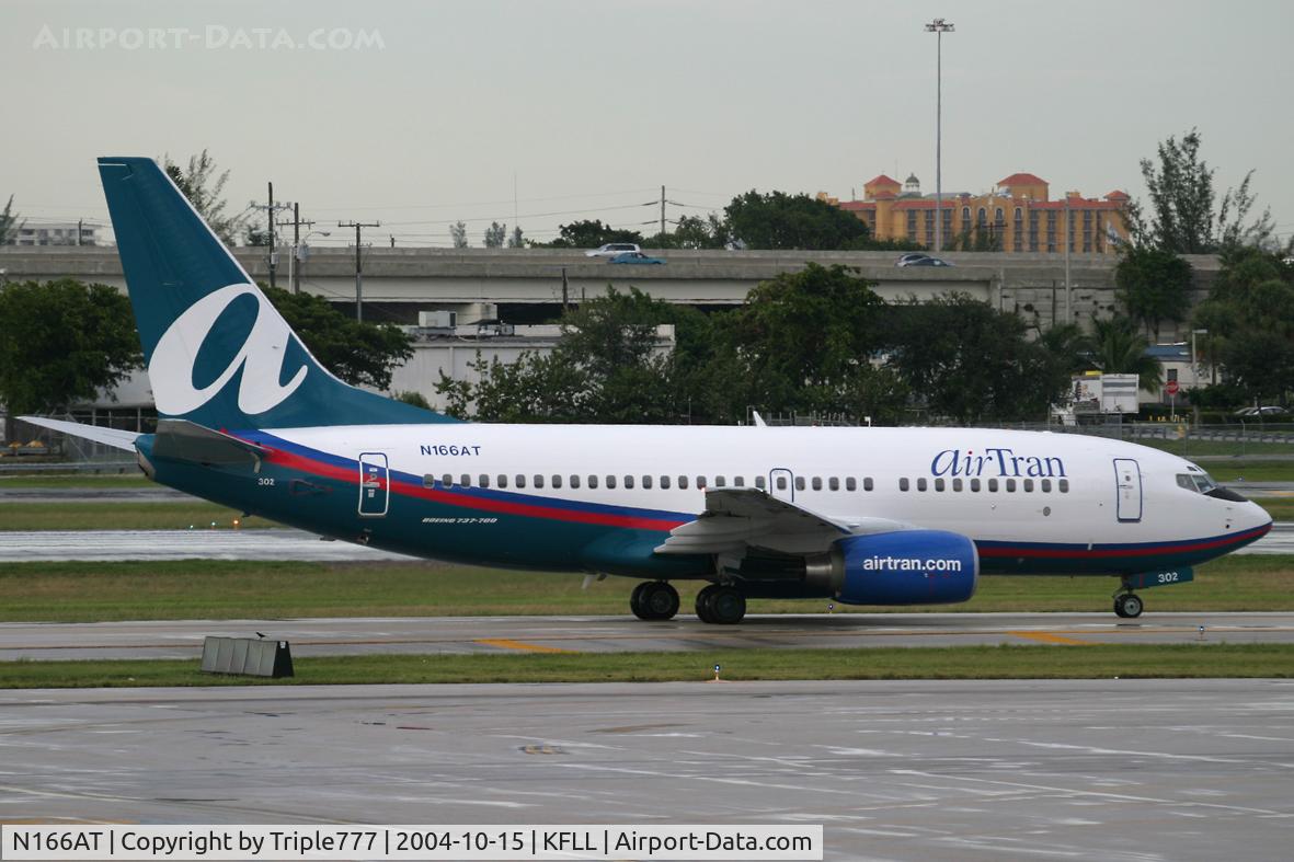 N166AT, 2004 Boeing 737-7BD C/N 33917, Air Tran